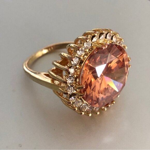 Cocktail Ring Gold Plated w Round Champagne Stone & Surround CZ Stones Sz.7.25 - Picture 2 of 13